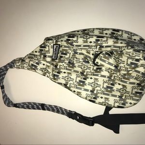 EUC KAVU sling bag backpack crossbody